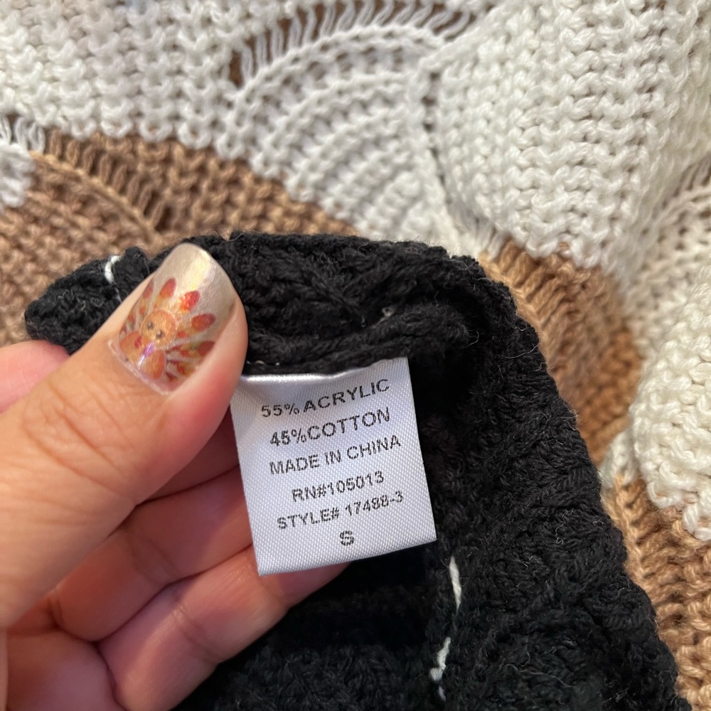 BNWT Chunky Knit Dolman Sleeved Poncho Sweater - Picture 4 of 5